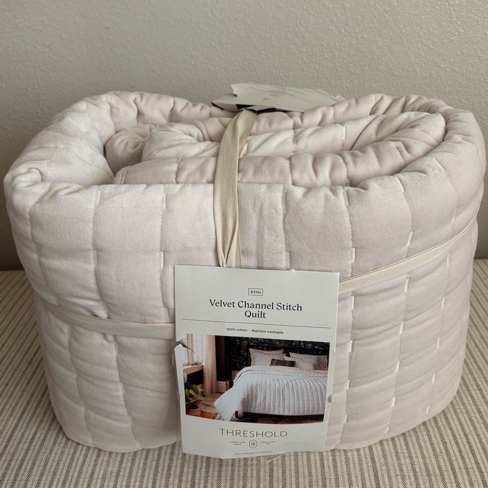 NWT King Channel Stitch Velvet Quilt Cream - Threshold - Picture 5 of 5